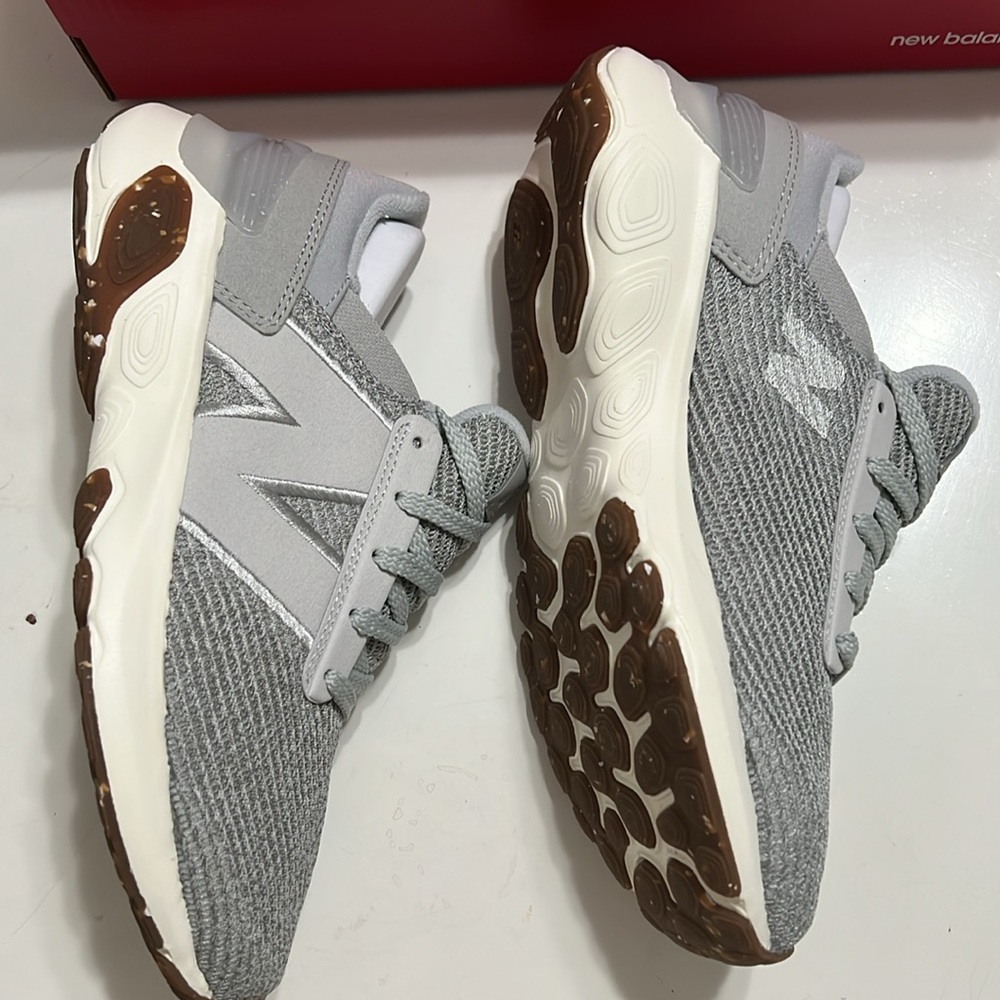 Women’s New Balance Fresh Foam X1440 Size 8 Grey Beige - Picture 3 of 13